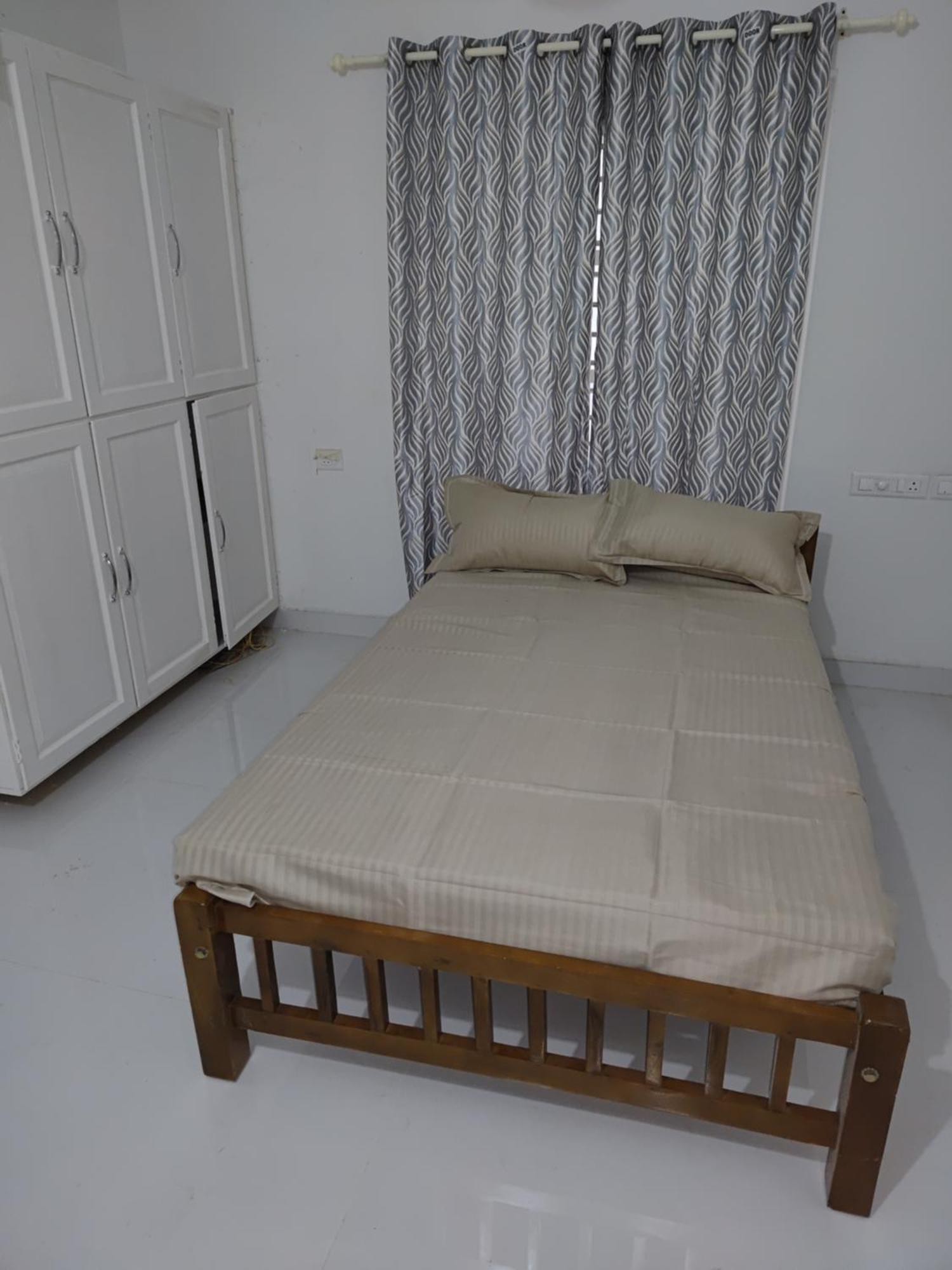 Sivasarass Rooms Thiruvananthapuram Exterior photo